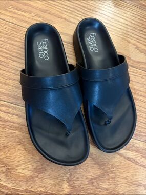 Franco Sarto Black Leather Women's Thong Sandals
